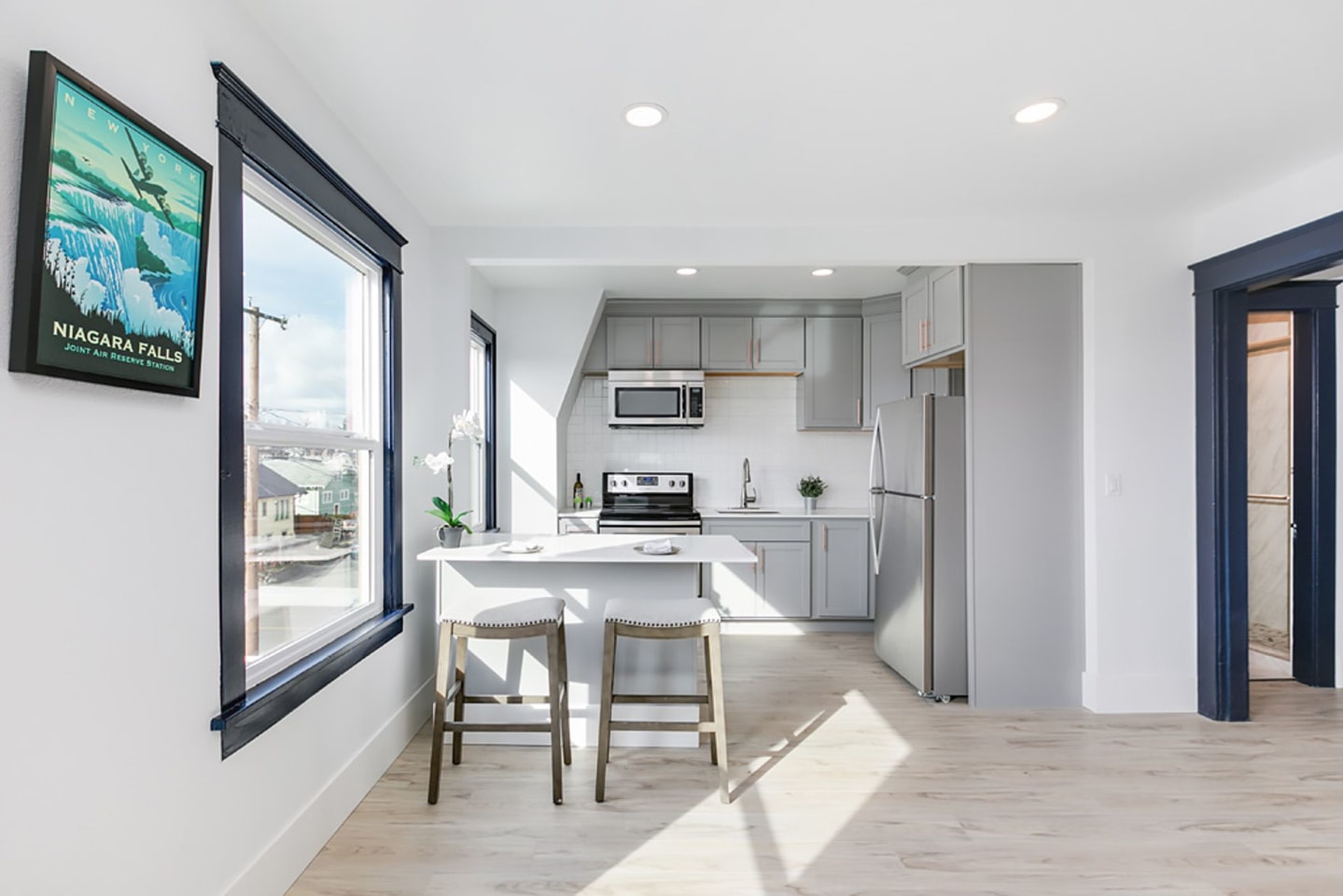 1314 Maple Image 26
