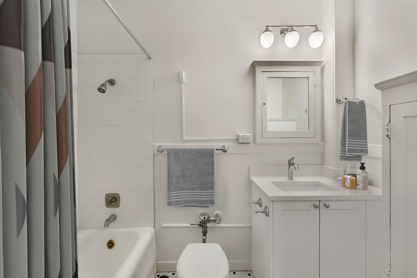 Campus Apartments Image 25