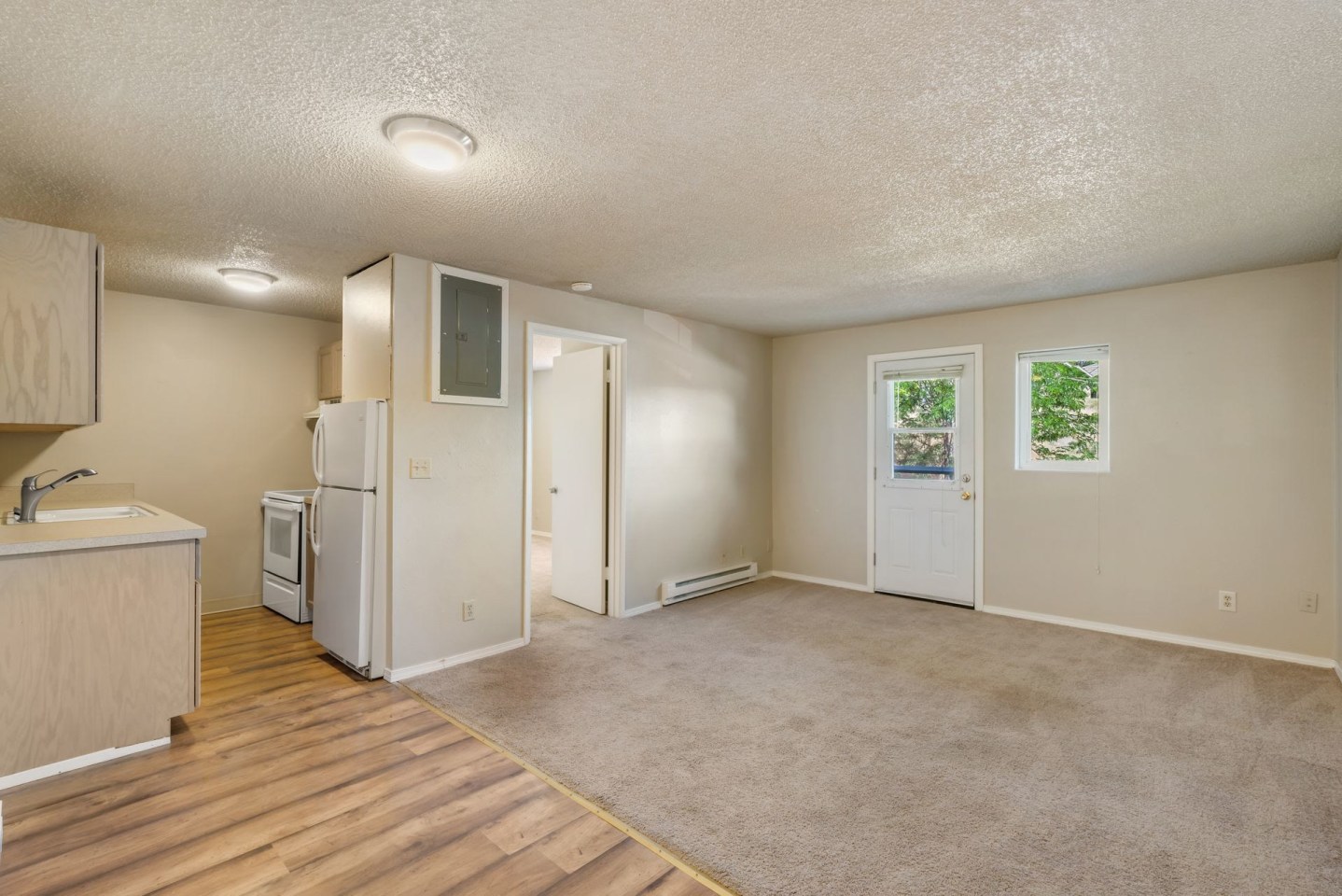 Dolphin Apartments Image 14