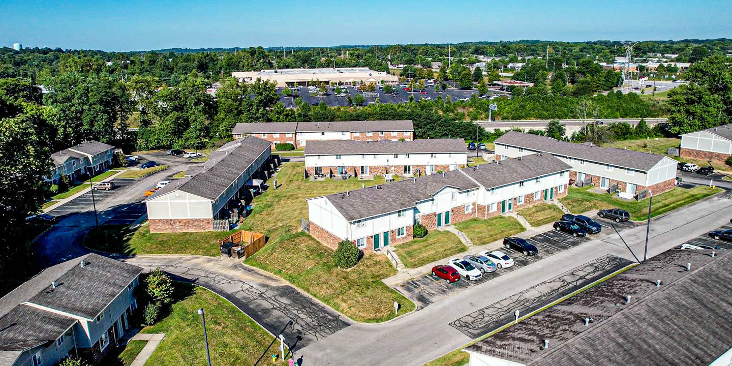 Oakdale Square Apartments Image 2