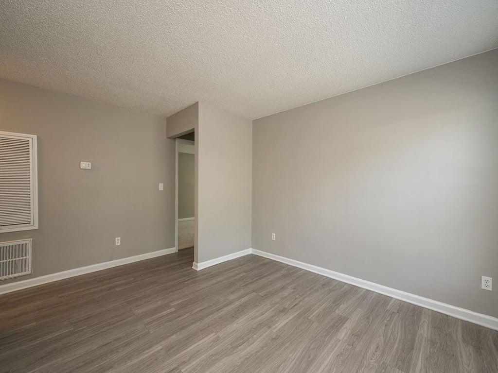 Willow Bend Apartments Image 3