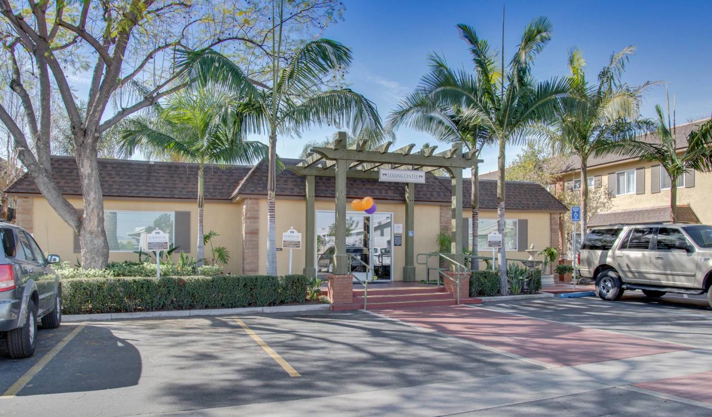 Tustin Parc Image 14