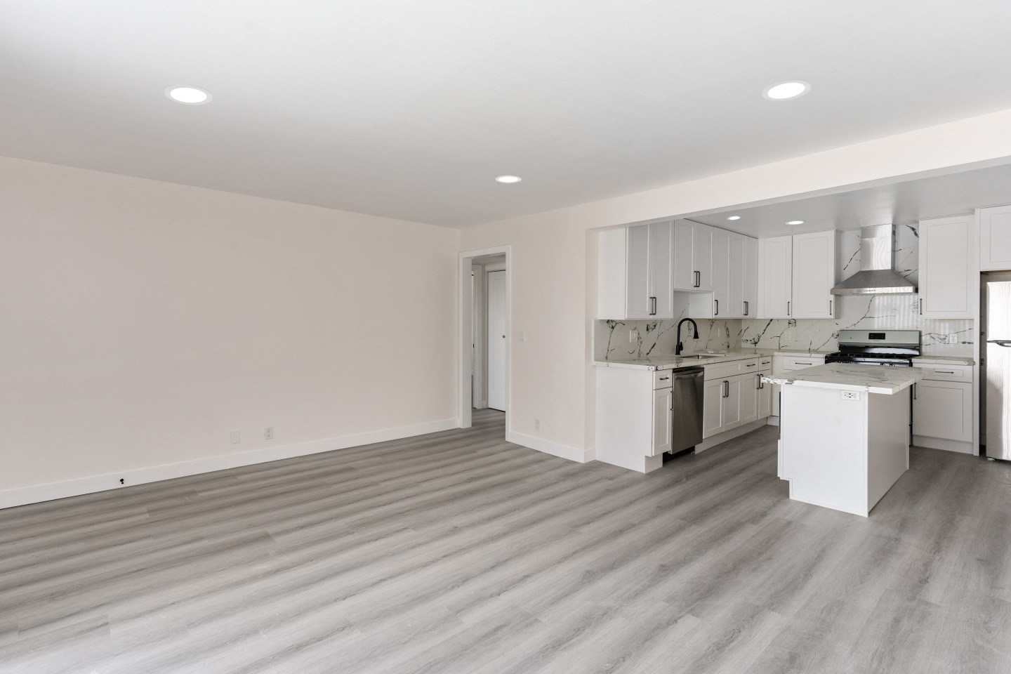 Seaview Terrace Apartments Image 5