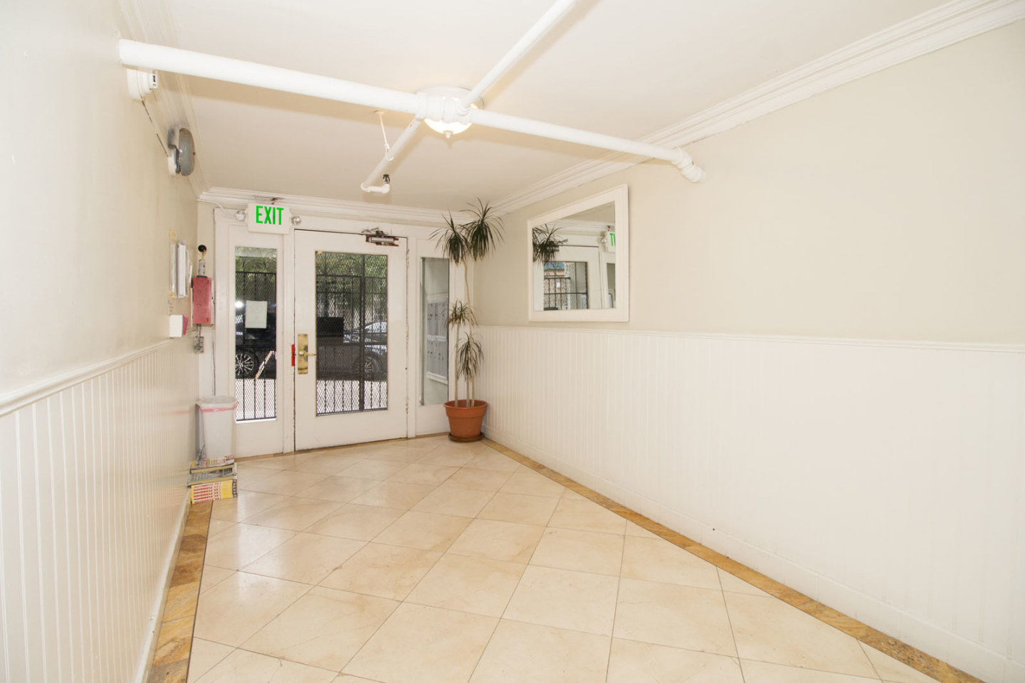 520 Buchanan Street Image 5