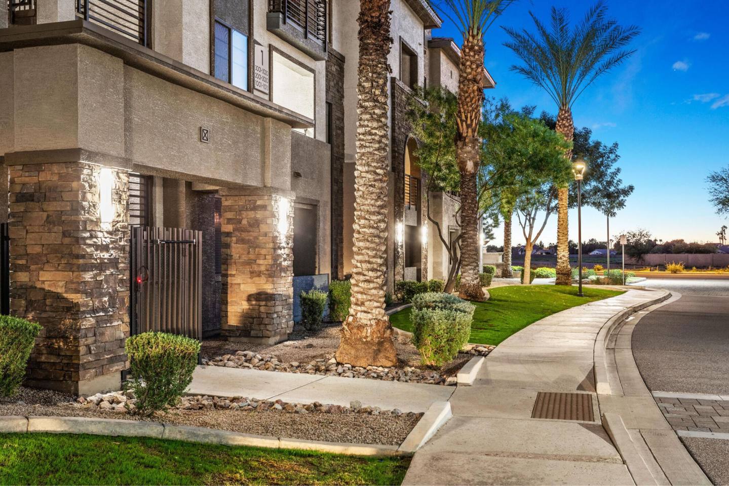 Redstone At San Tan Village Image 60