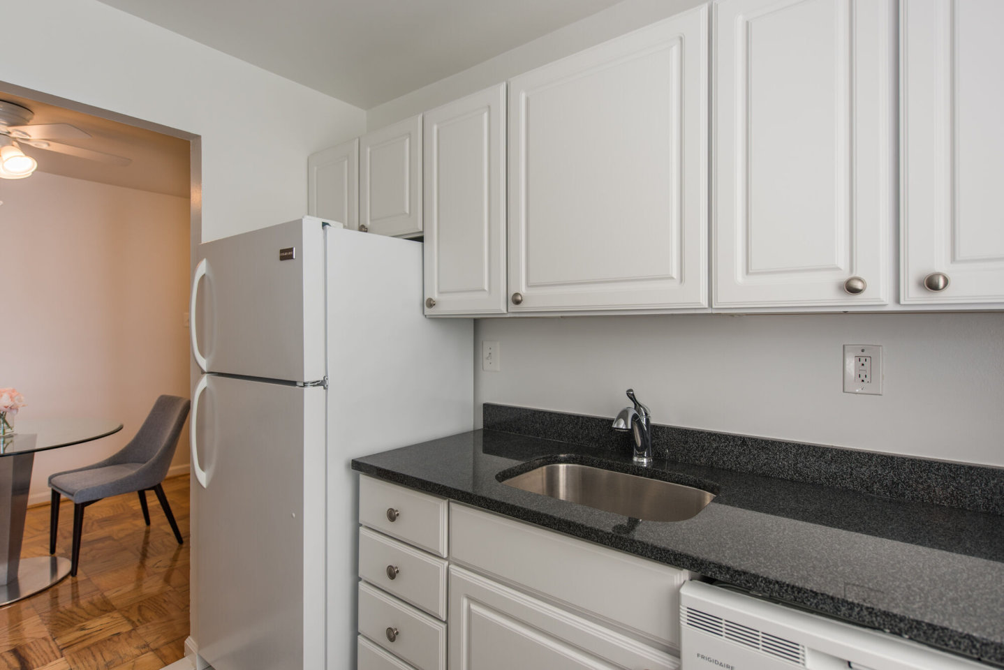 Mason Avenue Apartments Image 8