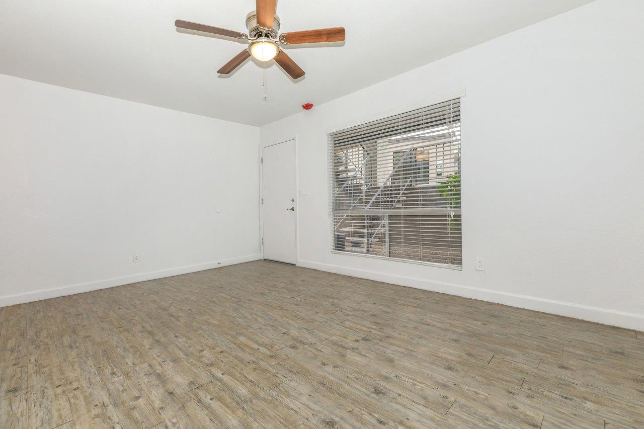 Treehouse Apartments Image 11