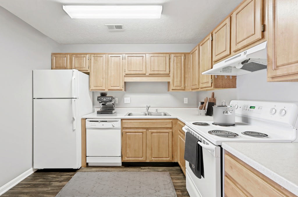 Maple Brook Apartments Image 14