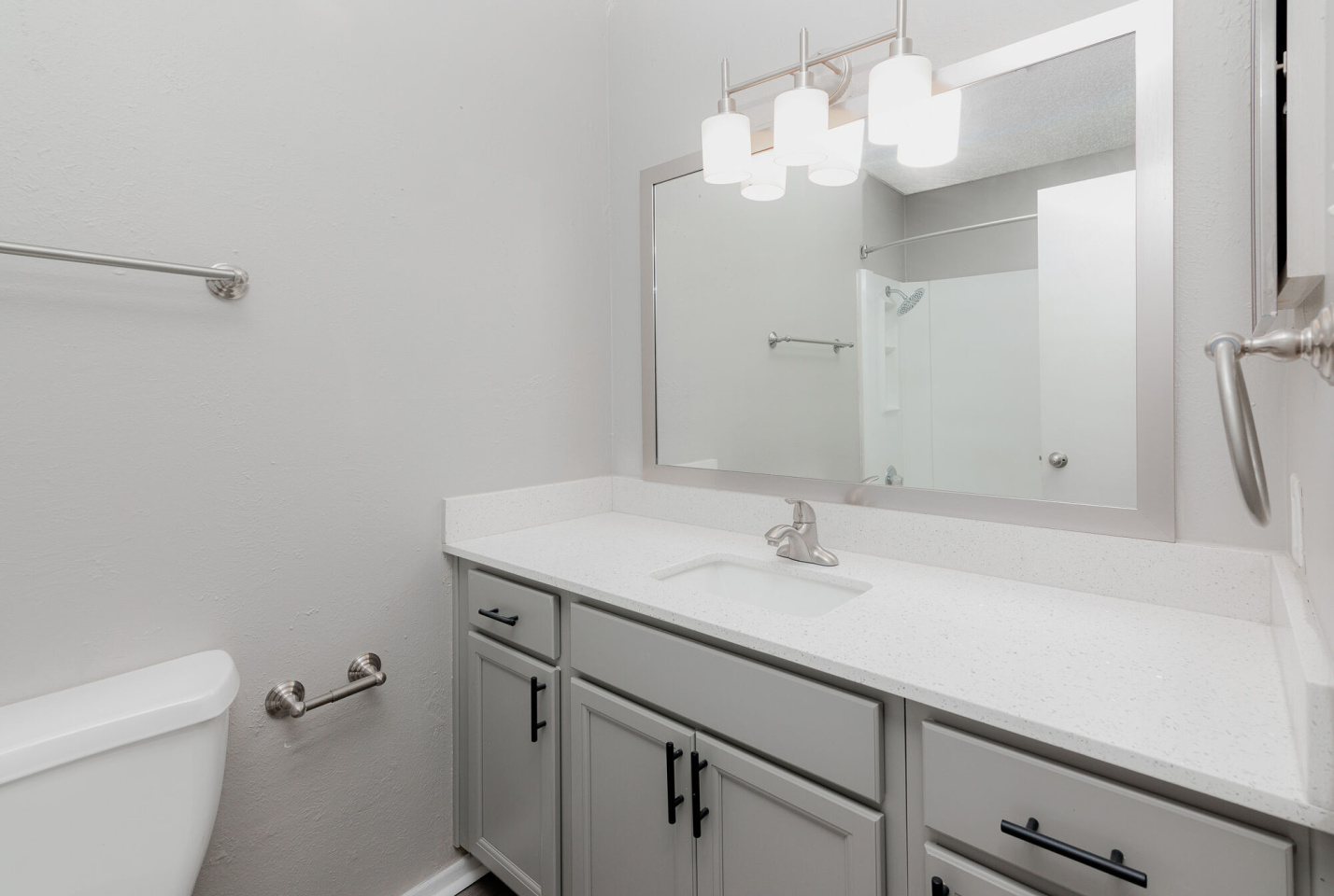 Athena Apartment Homes Image 6