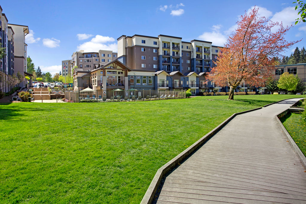 Echo Lake Apartments Image 4