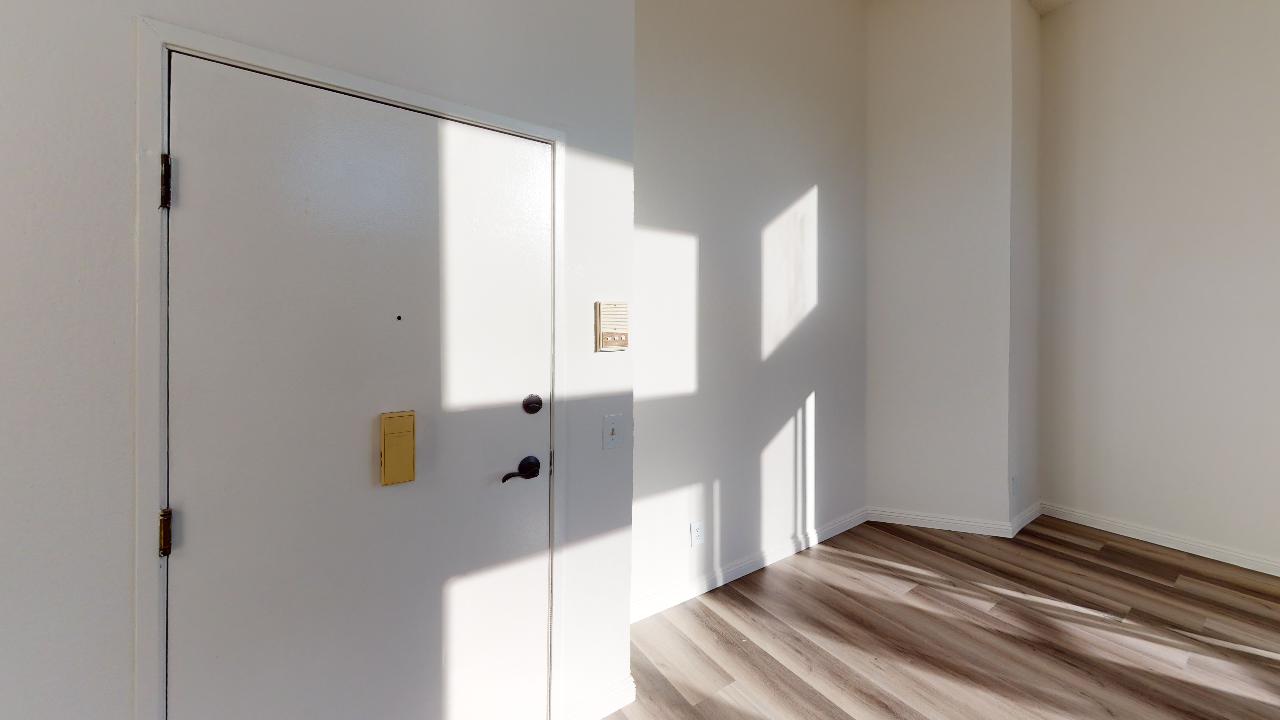 1632 N. Formosa Ave. Image 6
