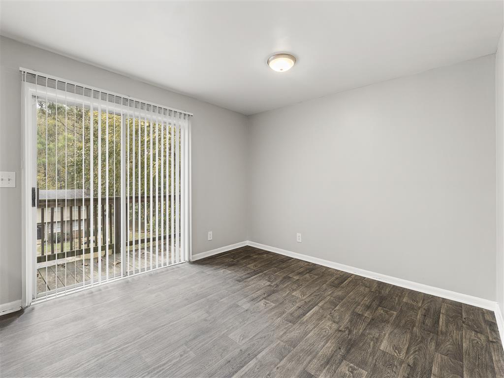 Pinewood Townhomes Image 7