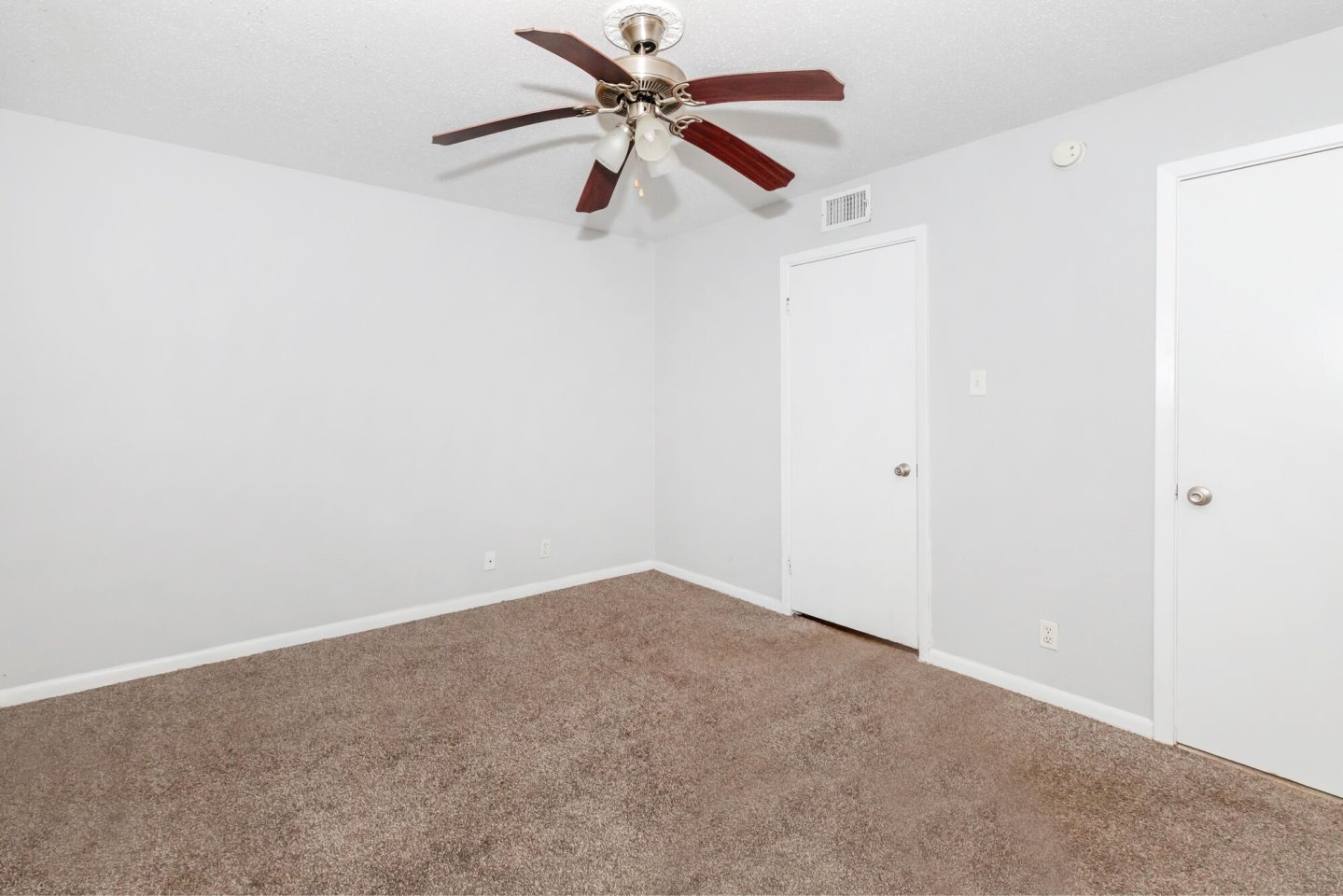 Chateau Santa Fe Apartments Image 10
