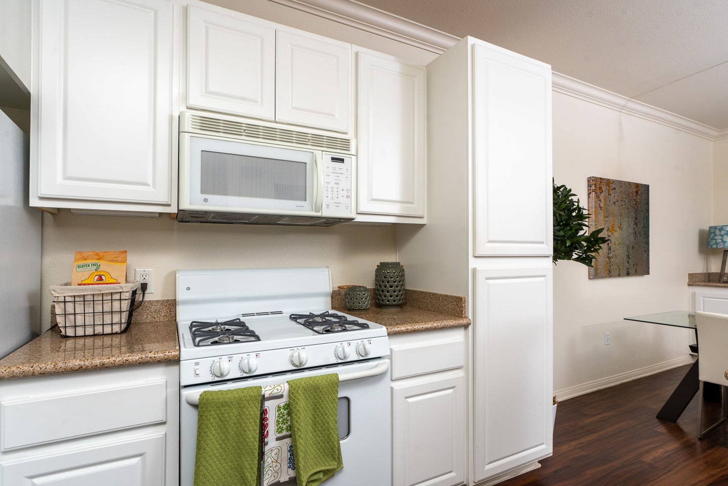 Barrington Place Image 33