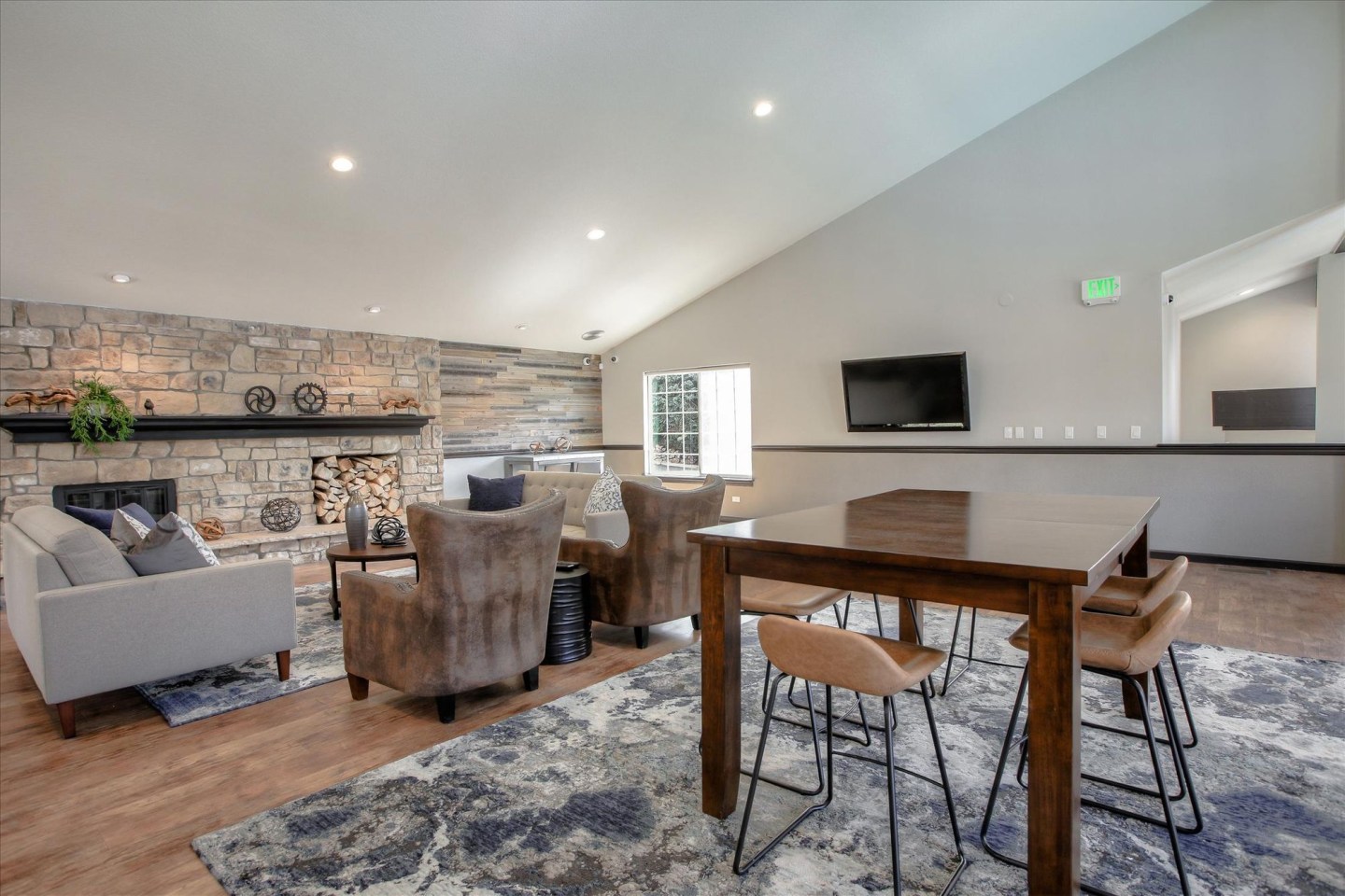 Chestnut Ridge Image 17