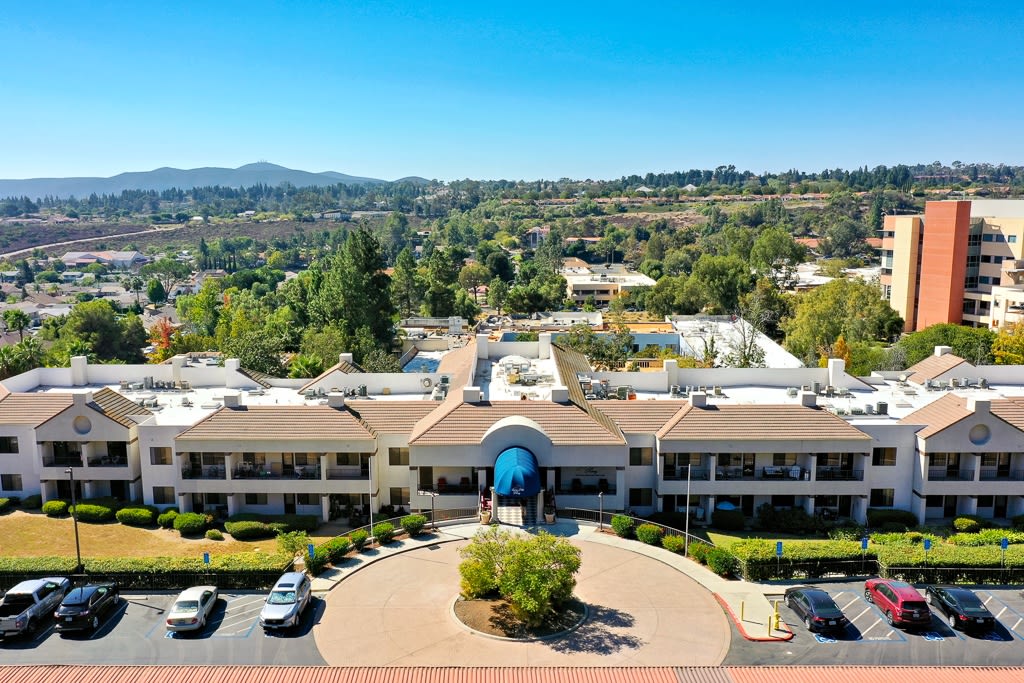 Senior Housing - Legacy Hills at Poway Image 13