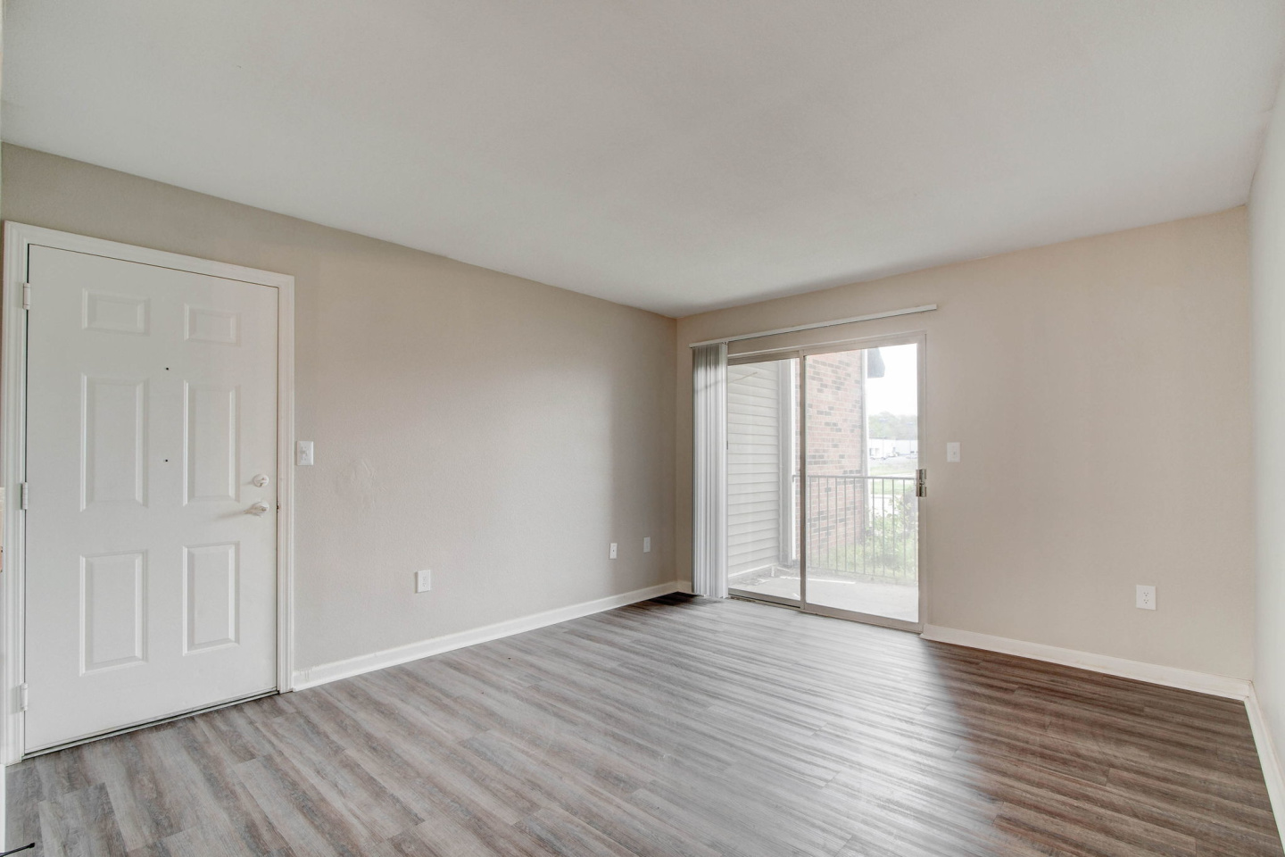 The Latitude Apartments Image 17