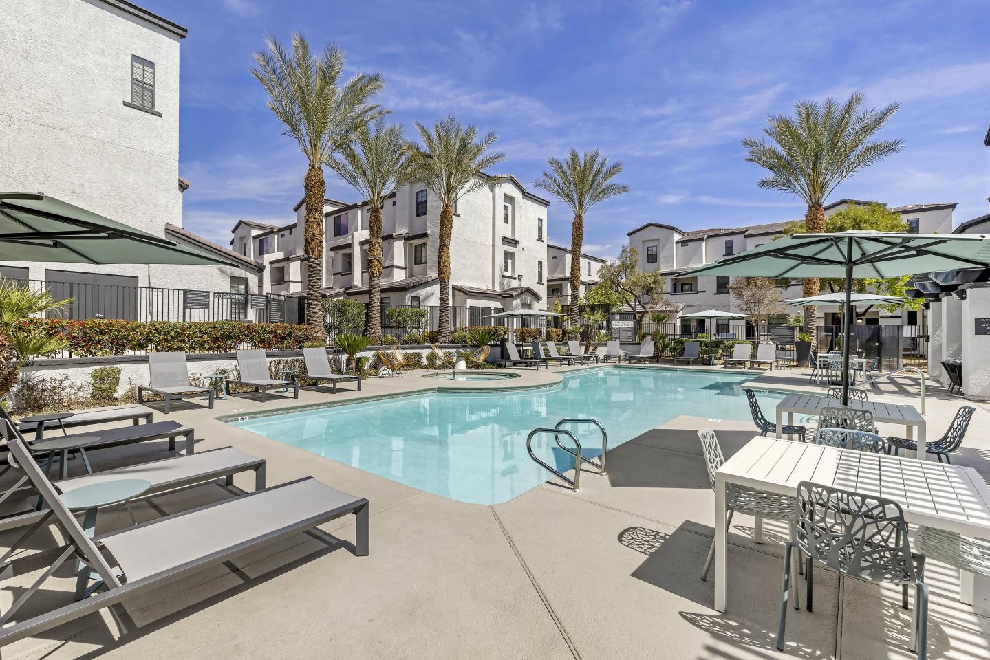 The Michael B Townhomes and Flats Image 15
