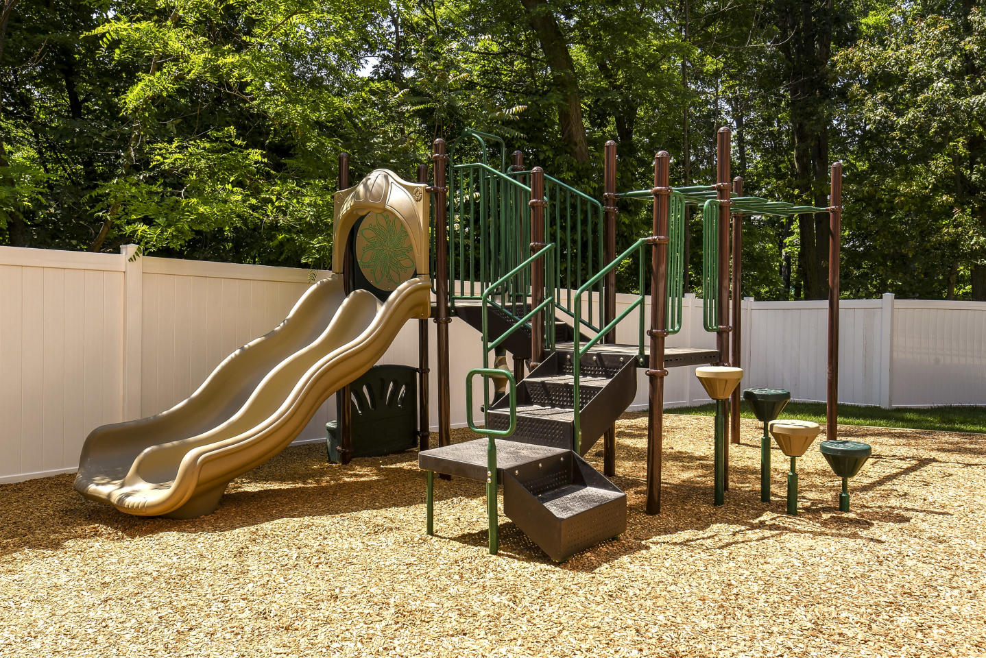 The Grande at Metropark Image 33