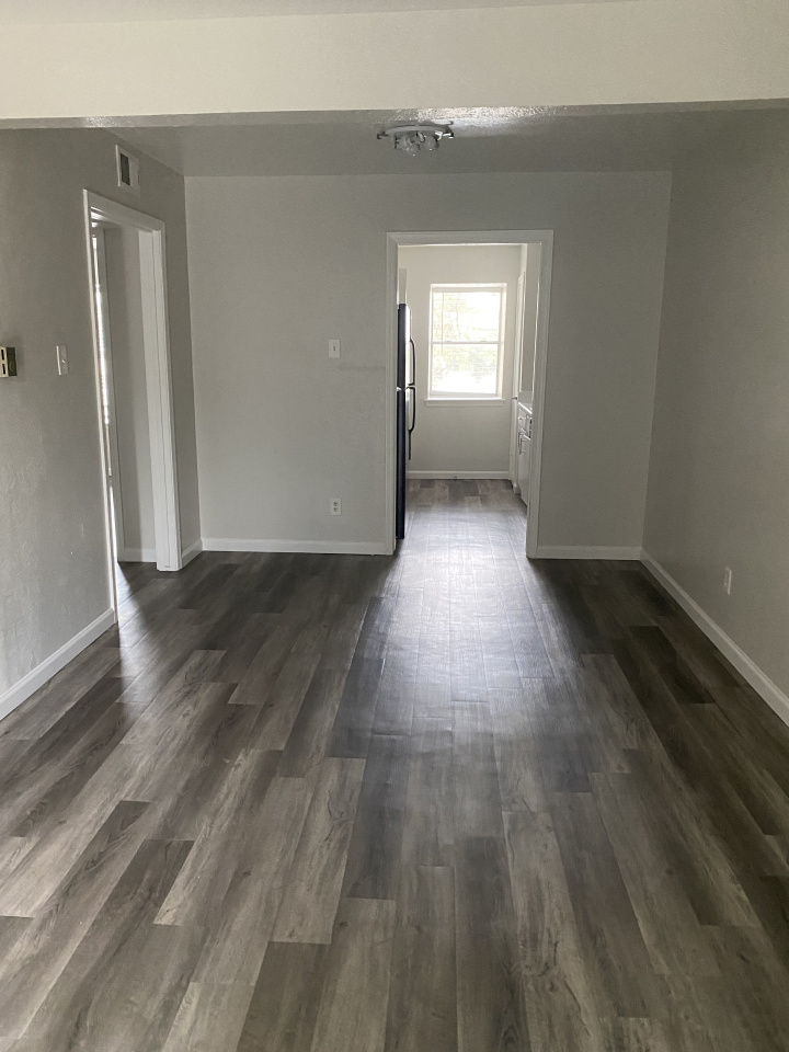 Ridgmar Oaks Apartments Image 9