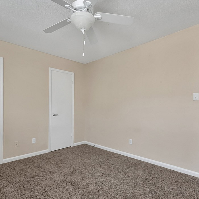 501 Towns Image 18