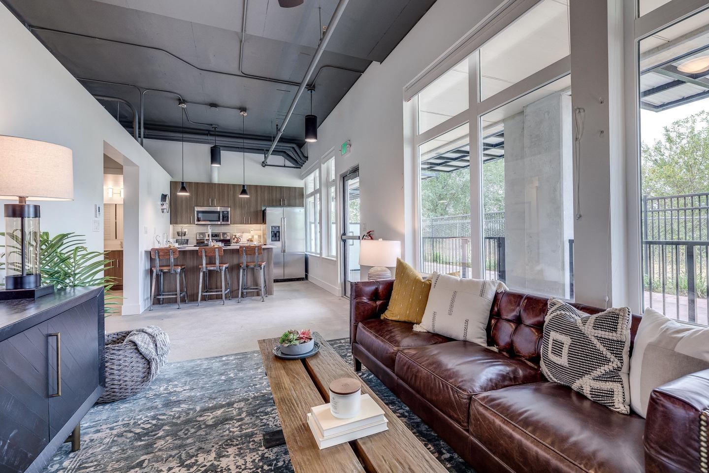 Urban Center Apartments Image 7