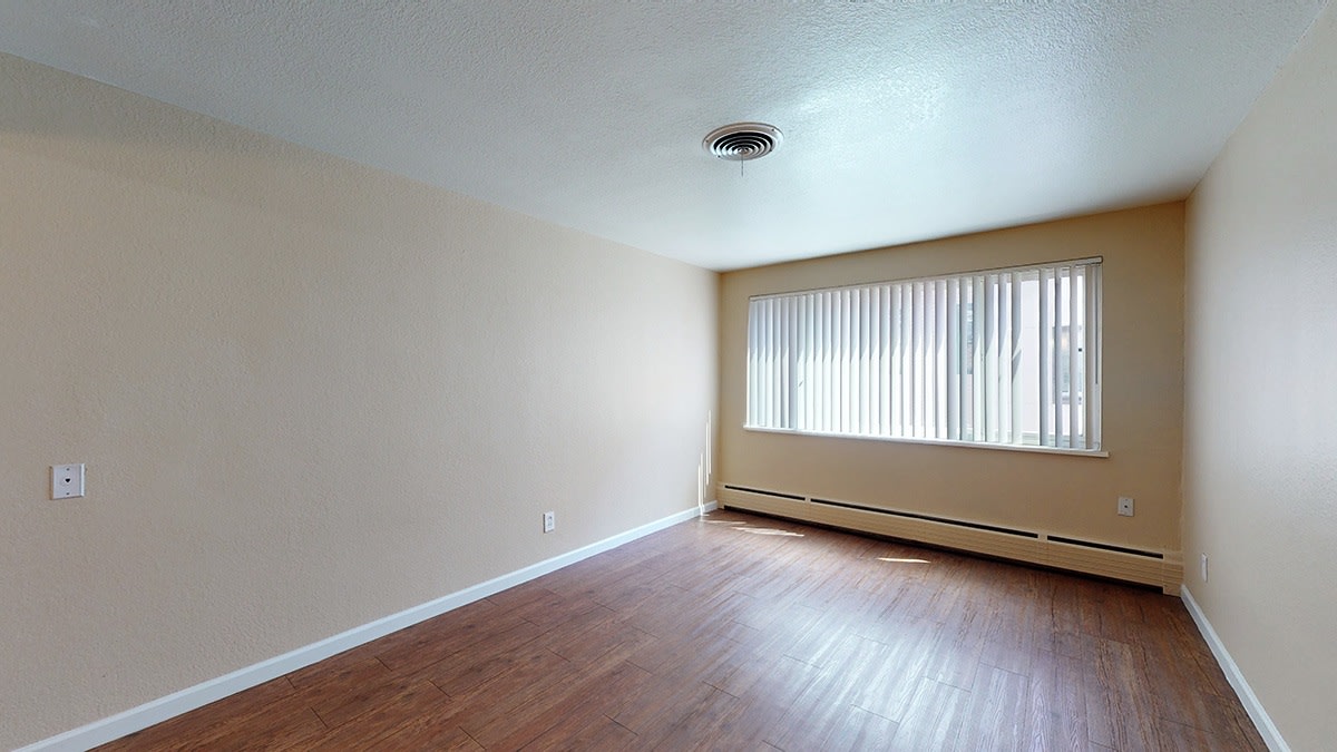 Highland Apartments Image 9