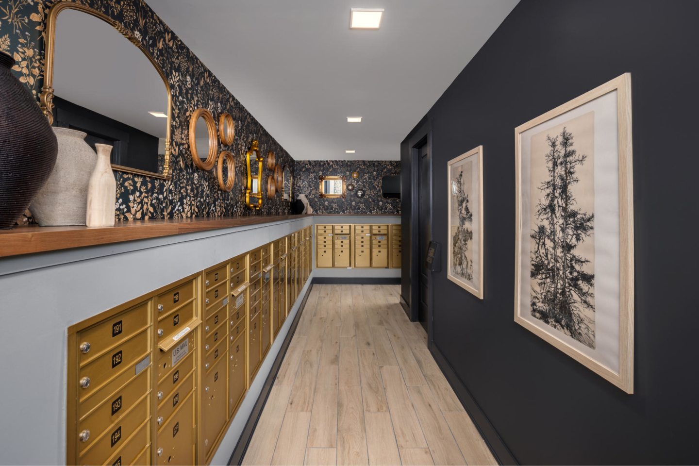 Broadstone West End Image 33