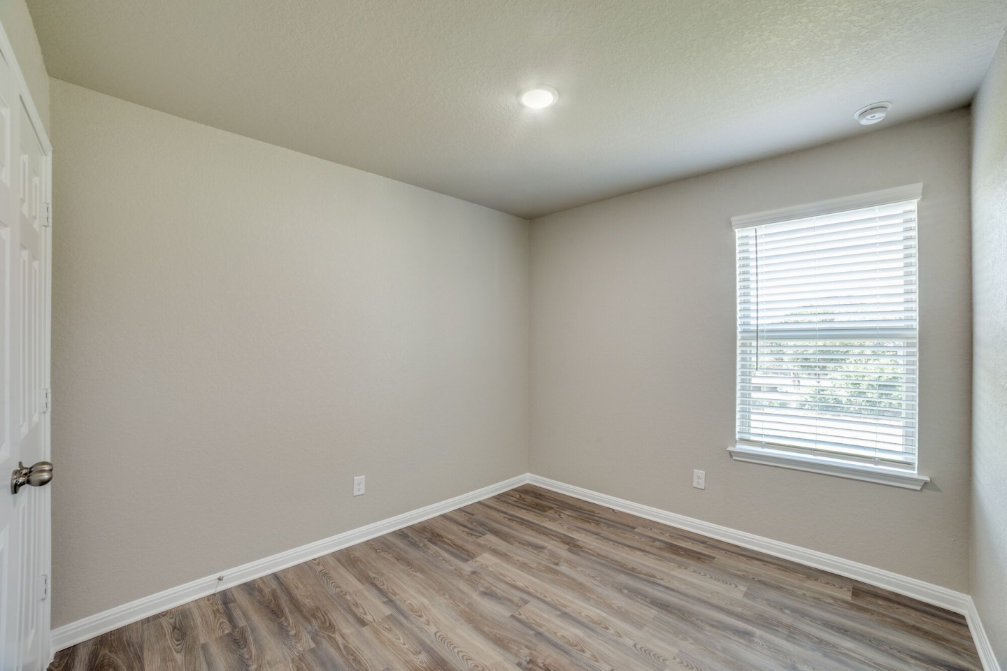 Villas at College Park Image 31