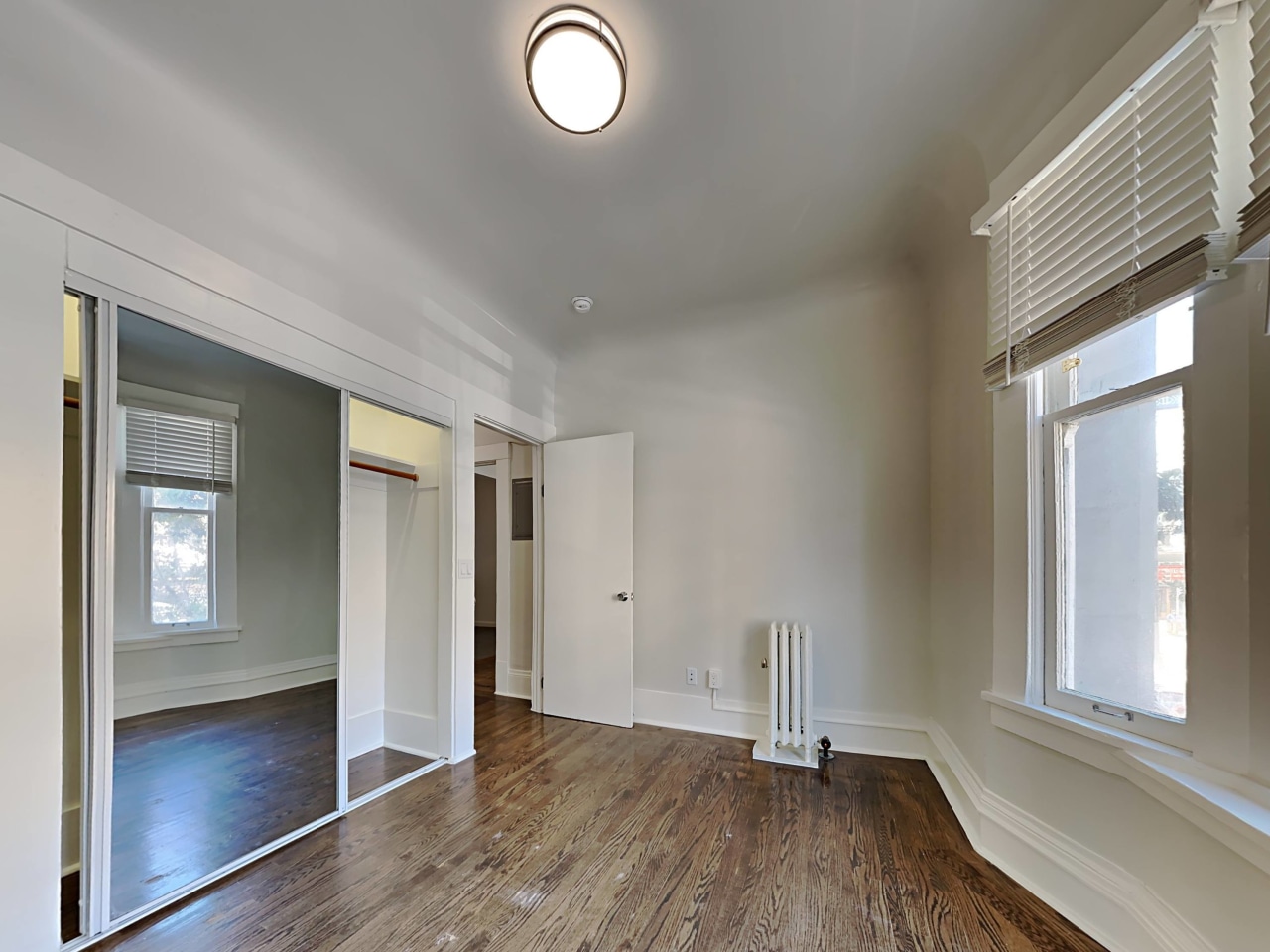 245 Leavenworth St. Image 7