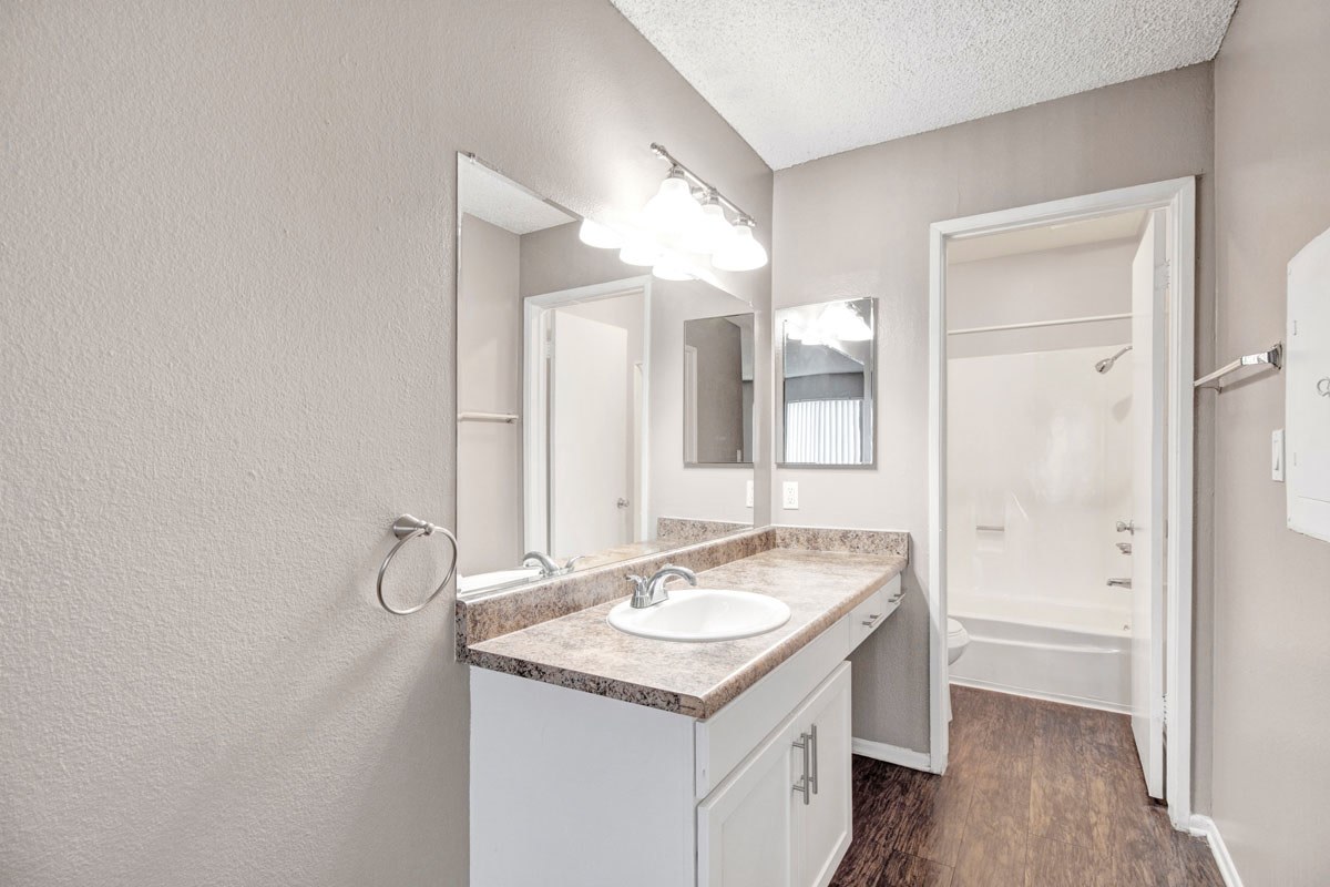Olive Ridge Apartments Image 18