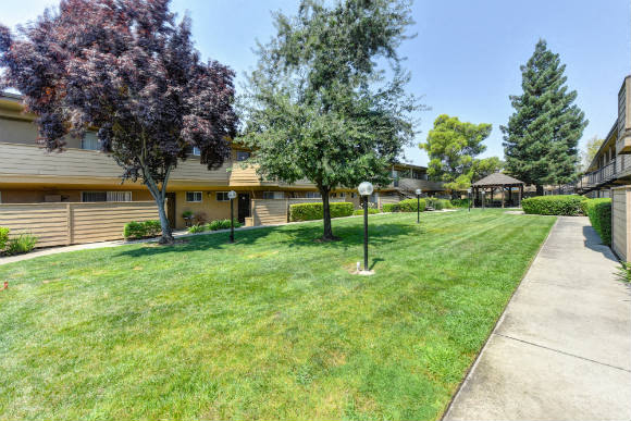 Olympus Park Apartment Homes Image 34
