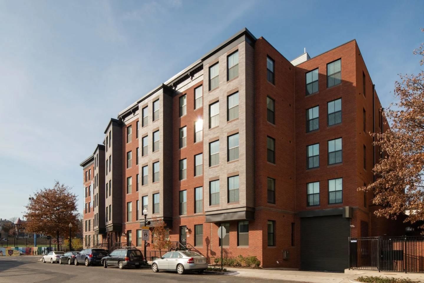 Reed Row Image 4