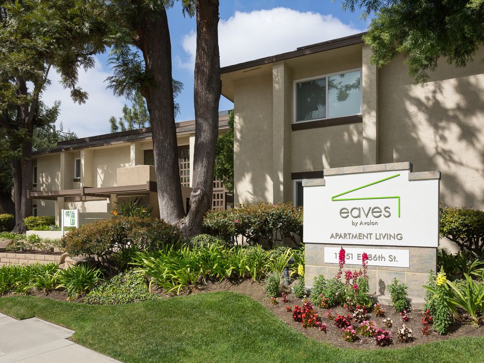 eaves Cerritos Image 19