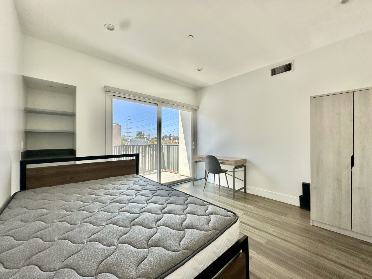 1515 Colby Ave - Co-Living Image 30