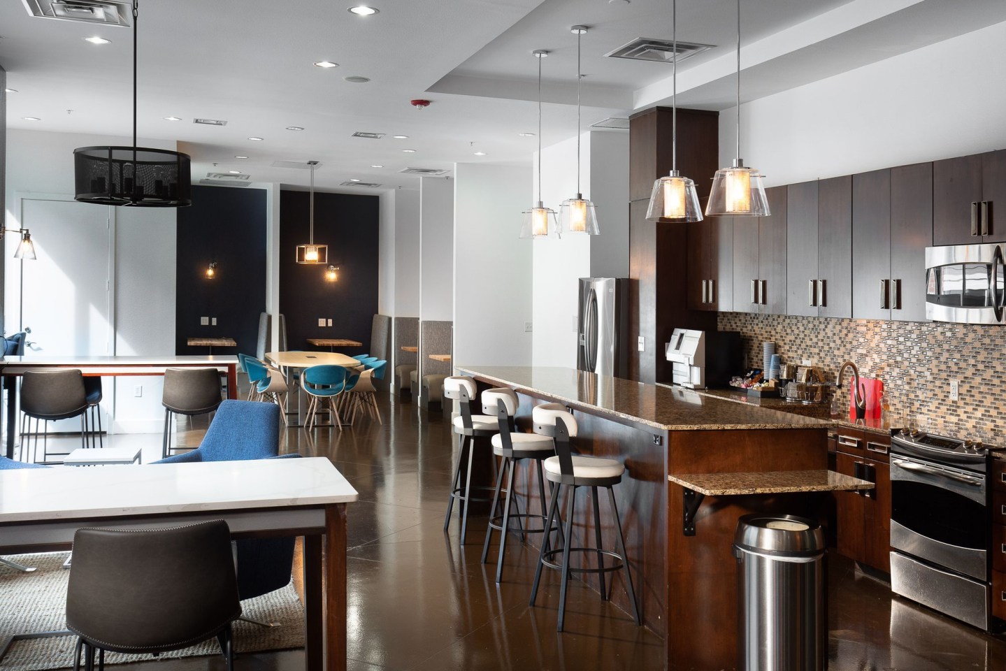 Residences at the Triangle Image 39