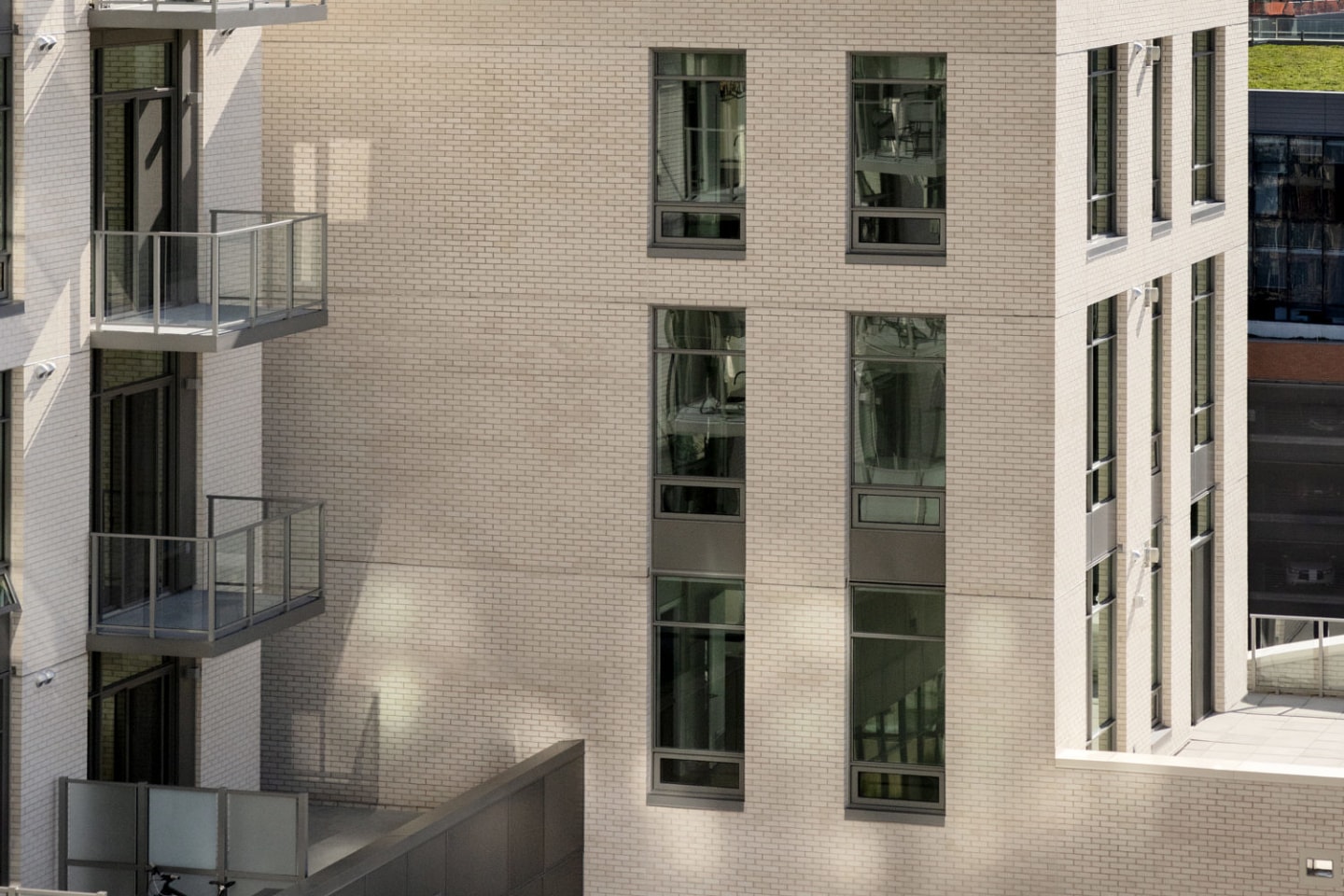 Liberty Harbor East Image 23
