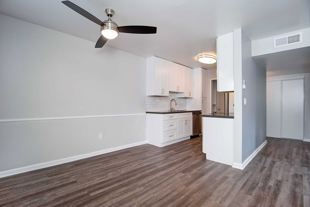 Los Robles Apartments Image 36