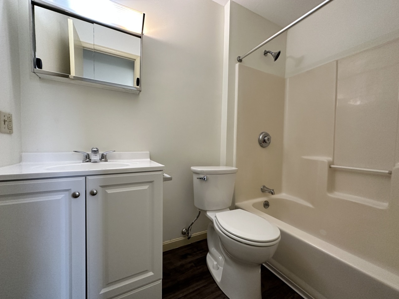 St. George Apartments Image 4