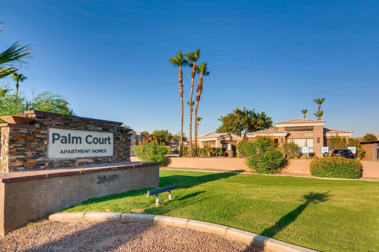 Palm Court Image 15
