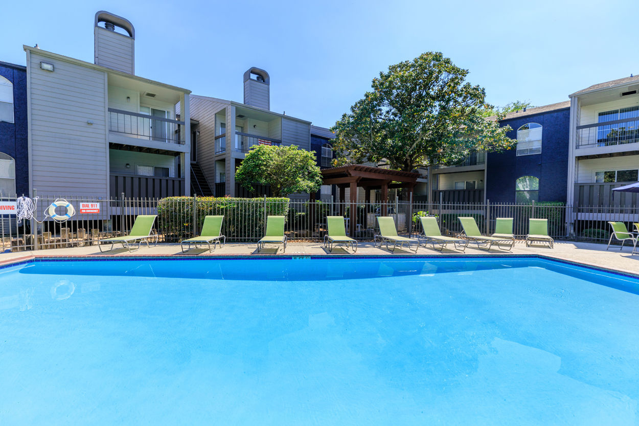 Crows Nest Apartments Image 7