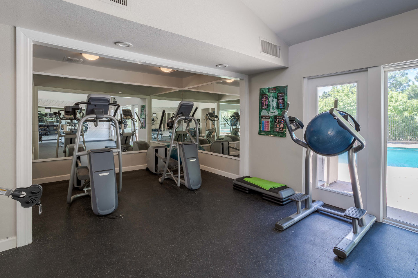 The Knolls at Sweetgrass Apartment Homes Image 5