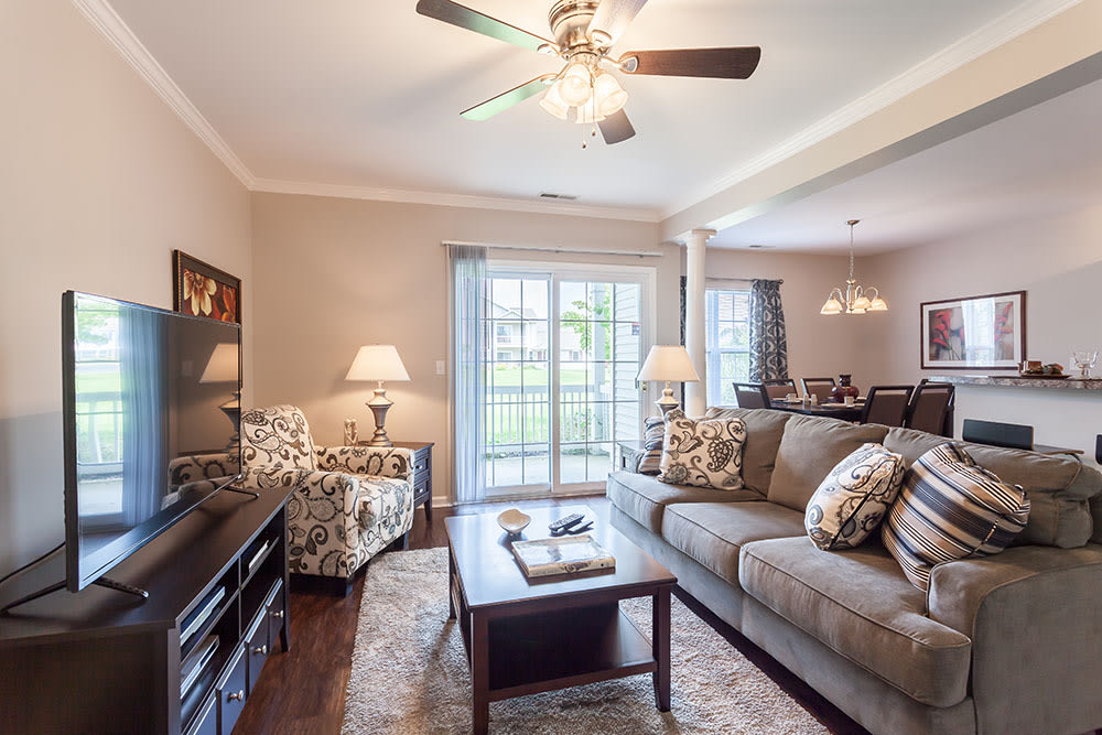 Oakmonte Apartments Image 7
