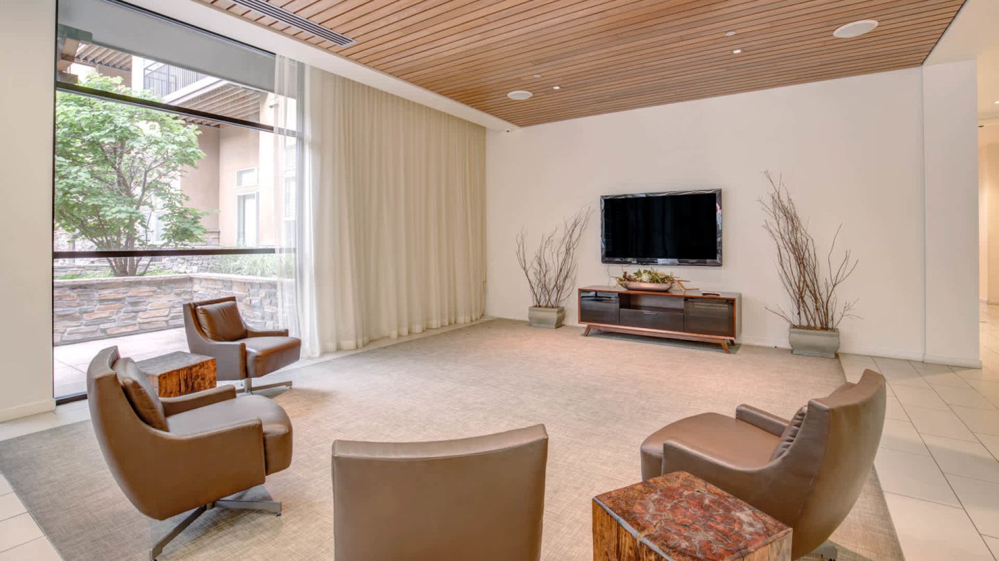 Arbour Square Apartment Image 70