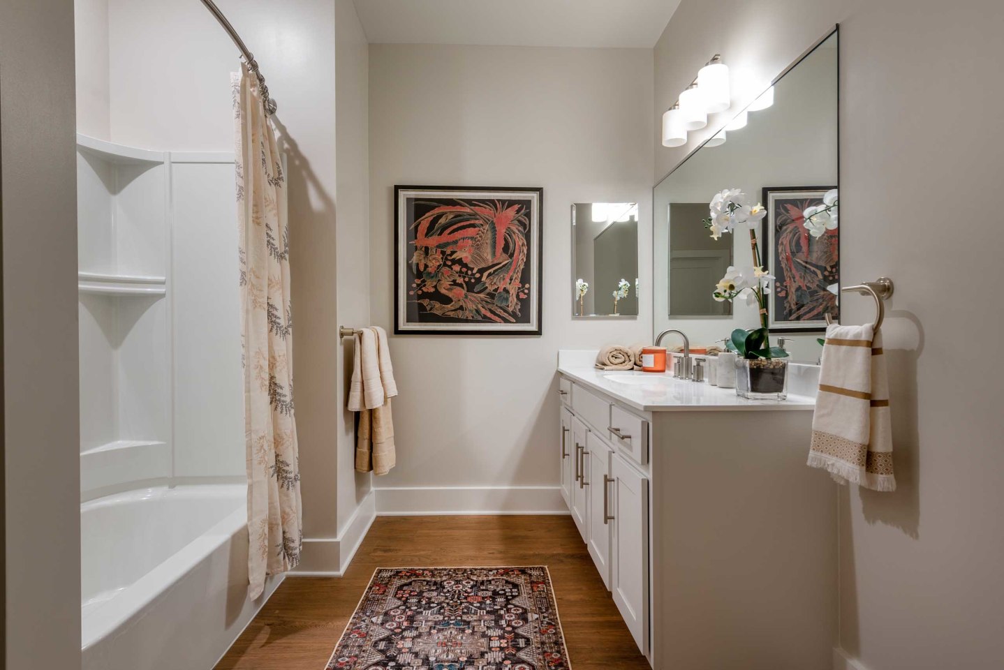 Addison Row Image 32