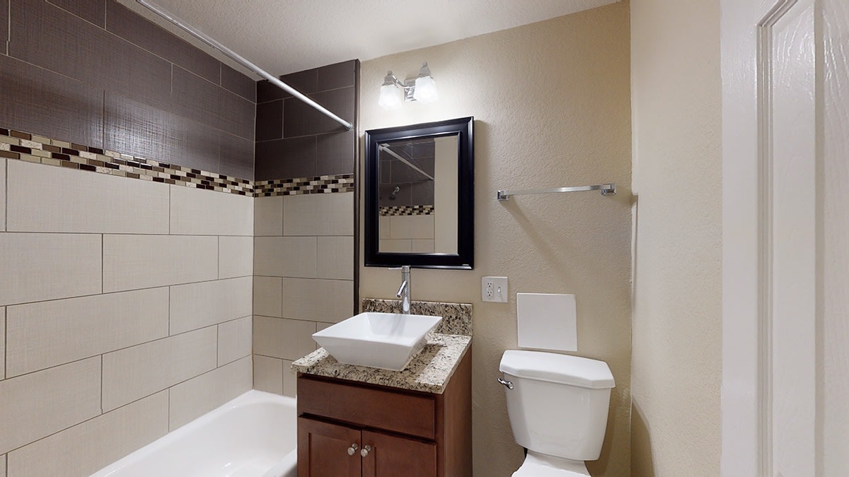 Highland Apartments Image 15