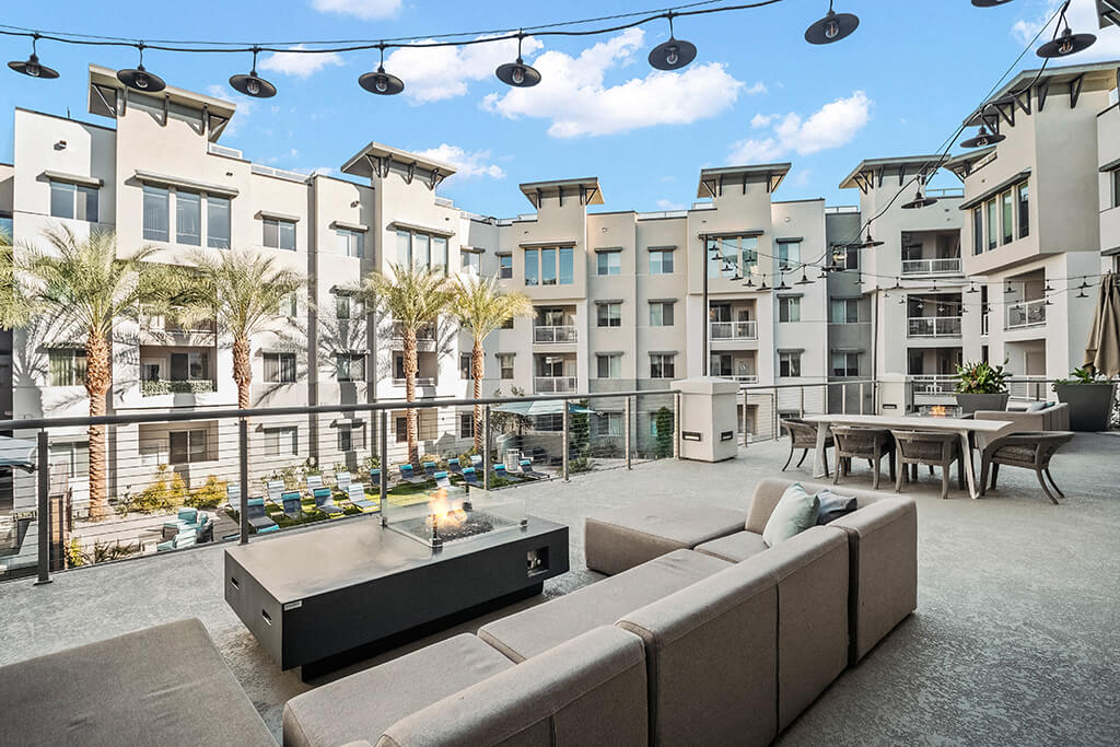 The District at Scottsdale Image 19