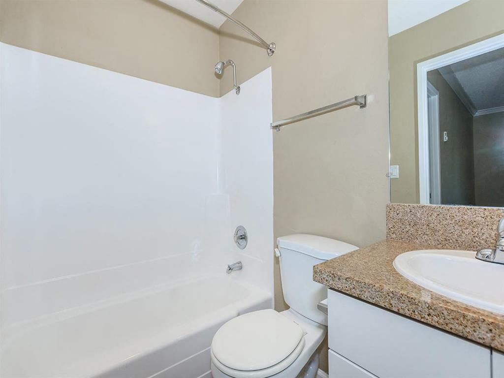 Bluffs at Carlsbad Apartments Image 30
