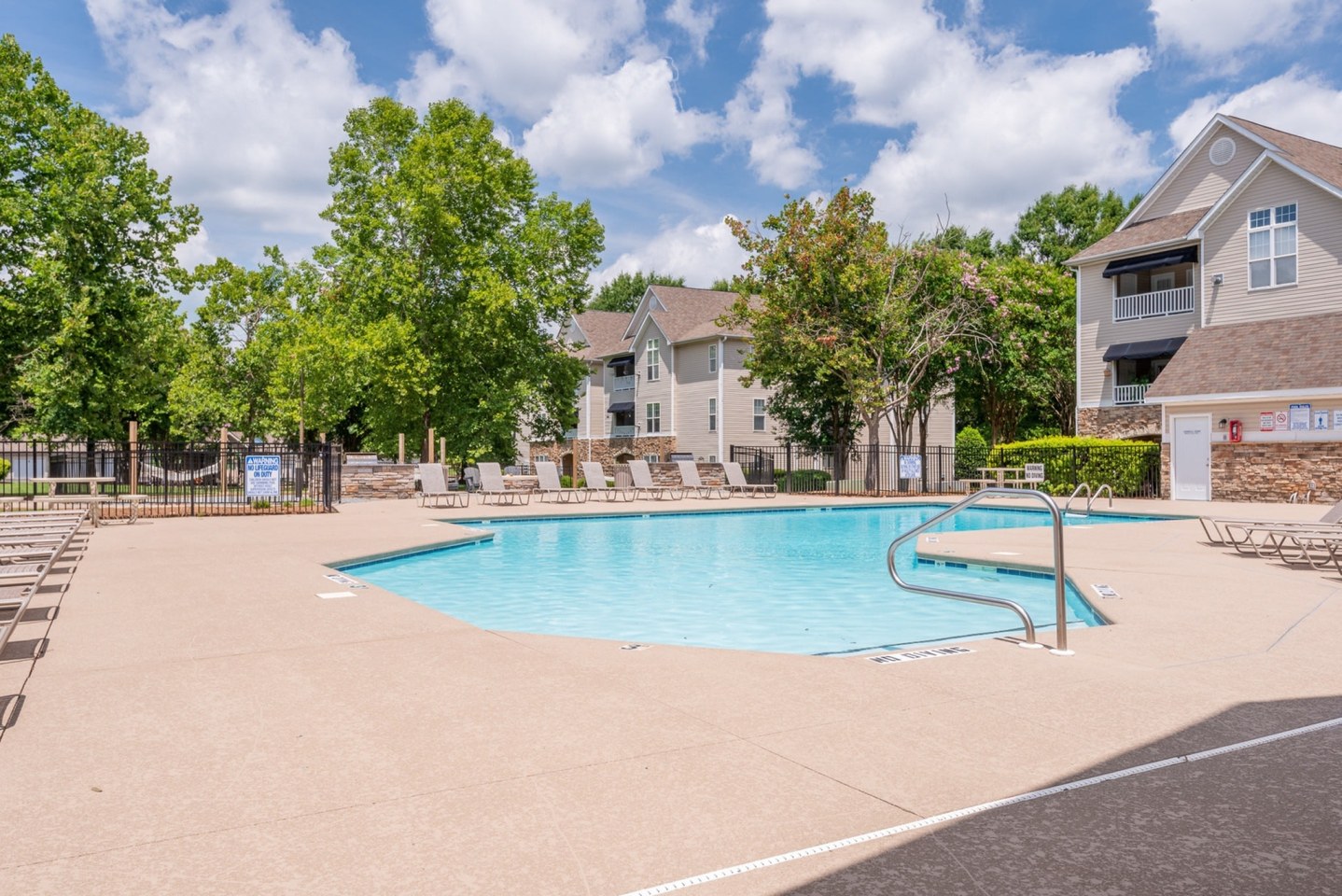 Allerton Place Apartments Image 51