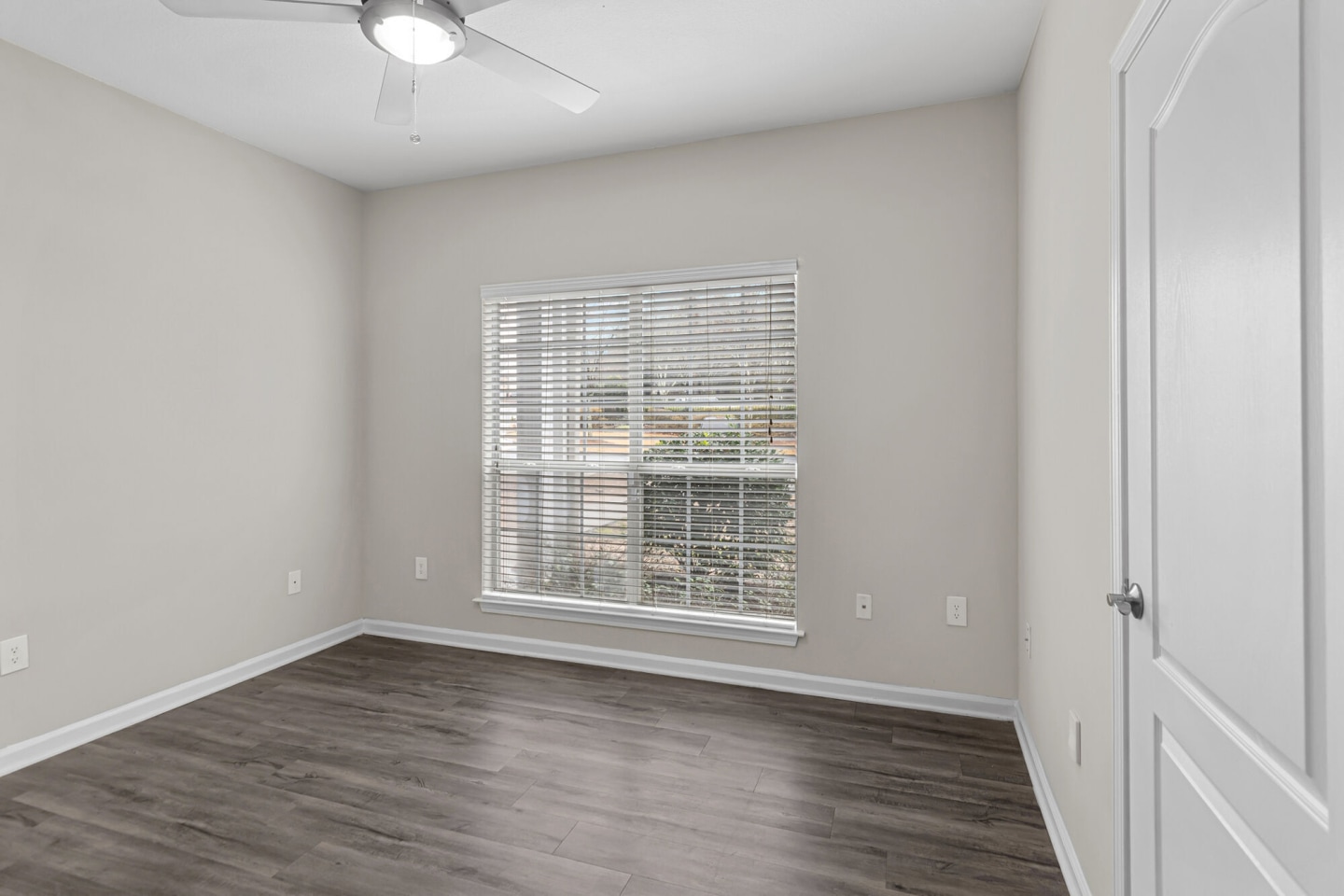 Creekside Corners Image 27